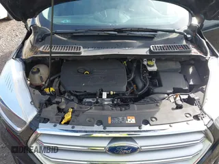 2017 Ford Escape SE with VIN 1FMCU9GD0HUC62616, listed as a IAAI auction lot 42194561 with 97,897 mi miles and . Bid and sale history available at DreamBid. Image 10.