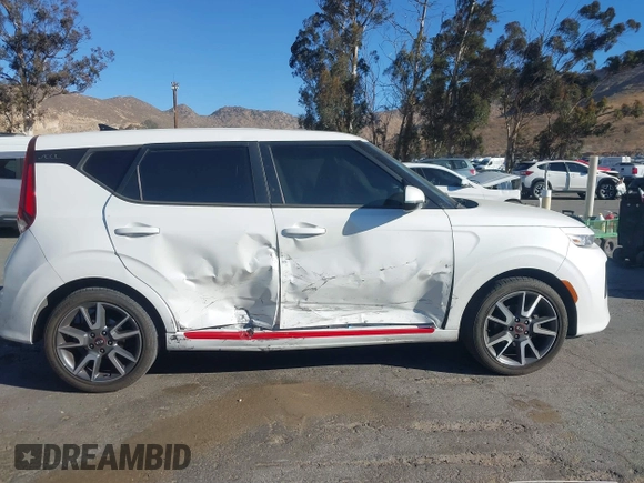2021 Kia Soul GT-Line with VIN KNDJ63AU8M7745713, listed as a IAAI auction lot 41403799 with 87,562 mi miles and . Bid and sale history available at DreamBid. Image 13.