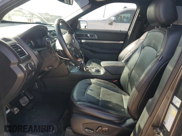 2017 Ford Explorer Sport z VIN 1FM5K8GT8HGC84619, wystawiony jako Copart lot #52810845 z przebiegiem 68 225 mil mil oraz Szkoda całkowita • Salvage title. Historia ofert i sprzedaży dostępna na DreamBid. Obrazek 7.