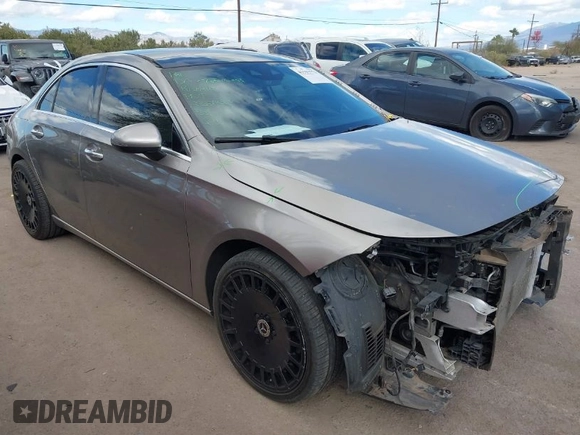 2019 Mercedes-Benz A 220 with VIN WDD3G4EB0KW002184, listed as a IAAI auction lot 41593773 with 38,476 mi miles and . Bid and sale history available at DreamBid. Image 1.