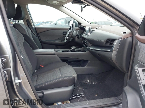 2021 Nissan Rogue S with VIN 5N1AT3AA7MC719752, listed as a IAAI auction lot 40639218 with 28,140 mi miles and . Bid and sale history available at DreamBid. Image 5.