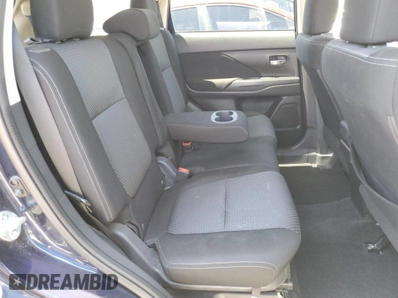 2018 Mitsubishi Outlander ES z VIN JA4AD2A33JJ004725, wystawiony jako Copart lot #55517105 z przebiegiem 79 815 mil mil oraz Szkoda całkowita • Salvage title. Historia ofert i sprzedaży dostępna na DreamBid. Obrazek 11.