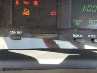 2002 Toyota Avalon XL with VIN 4T1BF28BX2U251611, listed as a Copart auction lot 53161475 with 132,502 mi miles and Salvage Title. Bid and sale history available at carsss.com. Image 9.