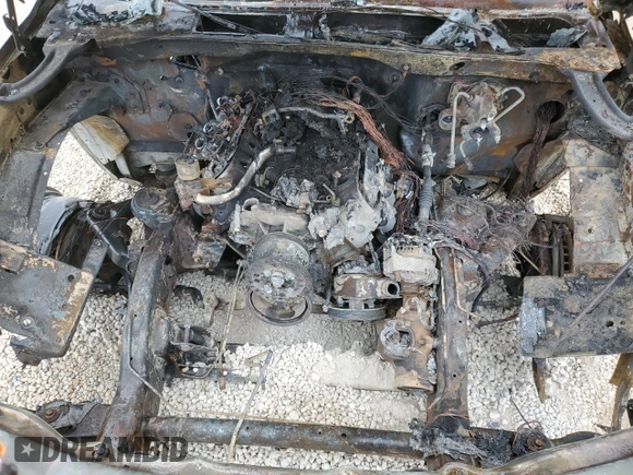 2002 GMC Sierra 1500HD SLE z VIN 1GTGC13U32F200333, wystawiony jako Copart lot #44766165 z przebiegiem Nie podano mil oraz Nie do naprawy • Non repairable. Historia ofert i sprzedaży dostępna na DreamBid. Obrazek 11.