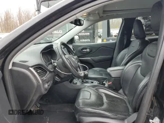 2019 Jeep Cherokee Limited with VIN 1C4PJMDX7KD268890, listed as a Copart auction lot 48292965 with 106,480 mi miles and Salvage Title. Bid and sale history available at DreamBid. Image 7.