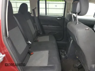 2015 Jeep Patriot Sport z VIN 1C4NJPBA8FD107106, wystawiony jako Copart lot #59589465 z przebiegiem 71 356 mil mil oraz Szkoda całkowita • Salvage title. Historia ofert i sprzedaży dostępna na DreamBid. Obrazek 11.