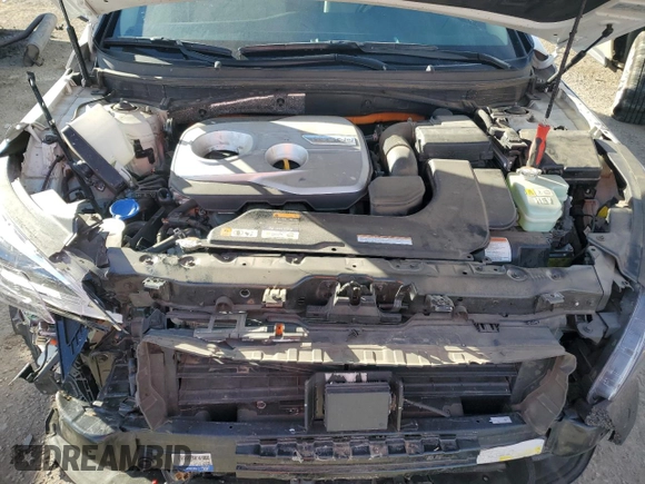 2017 Hyundai Sonata Hybrid Limited with VIN KMHE34L35HA070900, listed as a Copart auction lot 43931035 with 77,474 mi miles and Salvage Title. Bid and sale history available at carsss.com. Image 12.
