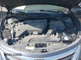 2013 Nissan Altima SV with VIN 1N4AL3APXDC123274, listed as a IAAI auction lot 42137247 with 160,286 mi miles and . Bid and sale history available at DreamBid. Image 10.