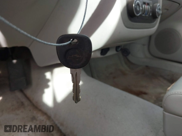 2007 Chevrolet Impala LT with VIN 2G1WC58RX79258939, listed as a IAAI auction lot 40932954 with 184,249 mi miles and . Bid and sale history available at DreamBid. Image 11.