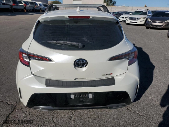 2020 Toyota Corolla Hatchback SE with VIN JTND4RBE7L3092936, listed as a Copart auction lot 77675854 with 72,082 mi miles and Salvage Title. Bid and sale history available at carsss.com. Image 6.