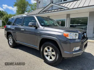 2010 Toyota 4Runner Trail z VIN JTEBU5JR2A5028180, wystawiony jako Copart lot #59532785 z przebiegiem 249 890 mil mil oraz Czysty tytuł • Clean title. Historia ofert i sprzedaży dostępna na DreamBid. Obrazek 1.