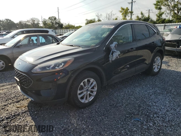 2020 Ford Escape SE z VIN 1FMCU9G60LUB71341, wystawiony jako Copart lot #64753865 z przebiegiem 138 490 mil mil oraz Czysty tytuł • Clean title. Historia ofert i sprzedaży dostępna na DreamBid. Obrazek 1.