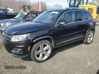 2015 Volkswagen Tiguan SE z VIN WVGBV7AX4FW088356, wystawiony jako Copart lot #50542335 z przebiegiem 110 025 mil mil oraz Tytuł czysty. Historia ofert i sprzedaży dostępna na DreamBid. Obrazek 1.