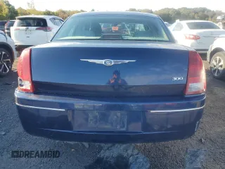2006 Chrysler 300 Touring with VIN 2C3KA53G86H133402, listed as a Copart auction lot 74457064 with 198,734 mi miles and Clean Title. Bid and sale history available at carsss.com. Image 6.
