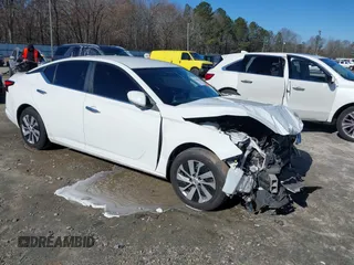 2020 Nissan Altima 2.5 S with VIN 1N4BL4BV2LN313211, listed as a IAAI auction lot 41468768 with 160,940 mi miles. Bid and sale history available at carsss.com. Image 1.