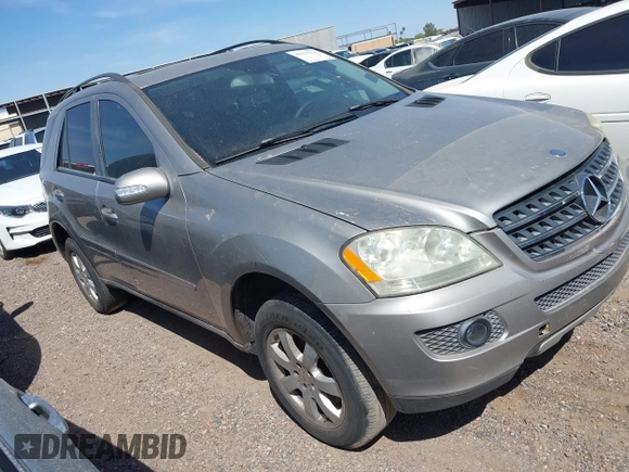 2007 Mercedes-Benz M 350 with VIN 4JGBB86E67A198474, listed as a IAAI auction lot 42323276 with 182,928 mi miles and . Bid and sale history available at DreamBid. Image 1.