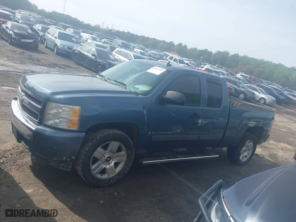 2007 Chevrolet Silverado 1500 LT w/1LT with VIN 1GCEC19JX7Z620827, listed as a IAAI auction lot 41912703 with 229,999 mi miles. Bid and sale history available at carsss.com. Image 13.