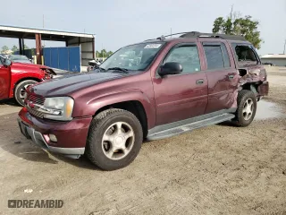 2006 Chevrolet TrailBlazer LT with VIN 1GNET16M566138319, listed as a Copart auction lot 62664344 with 170,045 mi miles and Salvage Title. Bid and sale history available at carsss.com. Image 1.