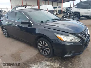 2017 Nissan Altima 2.5 SV with VIN 1N4AL3AP0HC277398, listed as a IAAI auction lot 40918944 with 214,412 mi miles. Bid and sale history available at carsss.com. Image 1.
