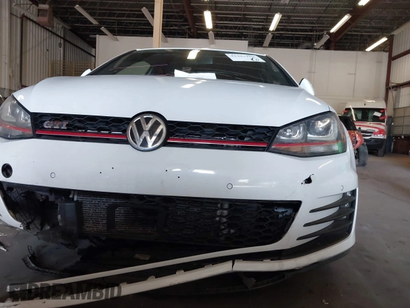 2015 Volkswagen GTI S с VIN 3VWYT7AU8FM067954, выставлен на аукционе IAAI как лот 41957265 с пробегом 107 116 миль миль и . История ставок и продаж доступна на DreamBid. Изображение 17.