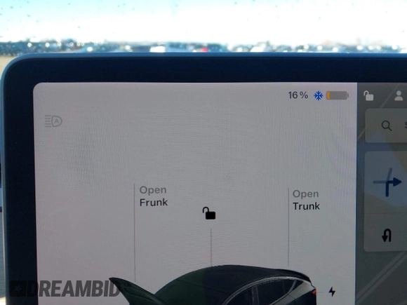 2022 Tesla Model Y Performance with VIN 7SAYGDEFXNF313636, listed as a IAAI auction lot 41660019 with 30,258 mi miles and . Bid and sale history available at DreamBid. Image 18.
