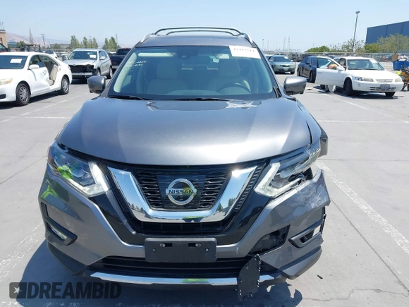 2017 Nissan Rogue SL Hybrid z VIN 5N1ET2MV9HC768242, wystawiony jako IAAI lot #42443514 z przebiegiem 84 879 mil mil oraz . Historia ofert i sprzedaży dostępna na DreamBid. Obrazek 12.