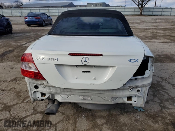2008 Mercedes-Benz CLK 350 с VIN WDBTK56FX8F251132, выставлен на аукционе Copart как лот 87367514 с пробегом Не указан миль и Списание • Salvage title. История ставок и продаж доступна на DreamBid. Изображение 6.
