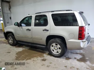 2009 Chevrolet Tahoe LS with VIN 1GNFC13019R276643, listed as a Copart auction lot 43242215 with 226,205 mi miles and Salvage title. Bid and sale history available at DreamBid. Image 2.