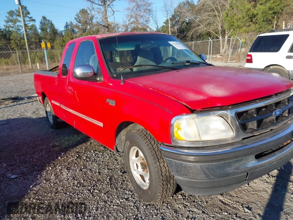 1997 Ford F-150 with VIN 2FTDX1721VCA79379, listed as a IAAI auction lot 41325847 with 329,583 mi miles and . Bid and sale history available at DreamBid. Image 1.