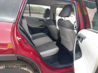 2023 Toyota RAV4 Hybrid XLE with VIN 4T3RWRFV0PU089720, listed as a IAAI auction lot 42016001 with 19,499 mi miles. Bid and sale history available at carsss.com. Image 8.