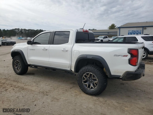 2024 Chevrolet Colorado 4WD ZR2 with VIN 1GCPTFEK1R1266203, listed as a Copart auction lot 45959035 with 0 mi miles and Salvage Title. Bid and sale history available at carsss.com. Image 2.