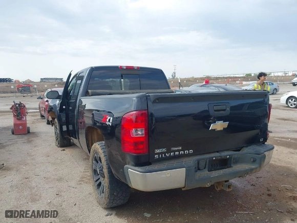 2011 Chevrolet Silverado 1500 LT with VIN 1GCRKSE3XBZ126090, listed as a IAAI auction lot 41861969 with 185,344 mi miles. Bid and sale history available at carsss.com. Image 3.