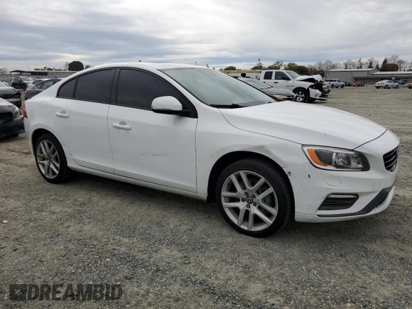 2017 Volvo S60 Dynamic z VIN YV140MTL8H2431839, wystawiony jako Copart lot #50143955 z przebiegiem 150 453 mil mil oraz Czysty tytuł • Clean title. Historia ofert i sprzedaży dostępna na DreamBid. Obrazek 4.