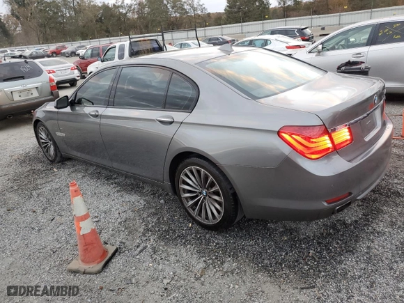 2009 BMW 7 Series 750Li with VIN WBAKB83519CY61012, listed as a Copart auction lot 78408614 with 151,277 mi miles and Salvage Title. Bid and sale history available at carsss.com. Image 2.