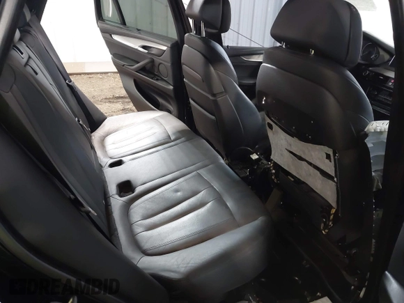 2016 BMW X5 xDrive50i with VIN 5UXKR6C55G0J80514, listed as a IAAI auction lot 41846930 with 95,817 mi miles. Bid and sale history available at carsss.com. Image 8.