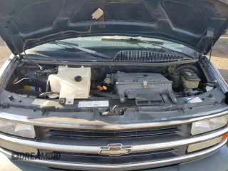 1999 Chevrolet Express with VIN 1GBFG15R5X1100445, listed as a Copart auction lot 82358104 with 154,515 mi miles and Clean Title. Bid and sale history available at carsss.com. Image 12.