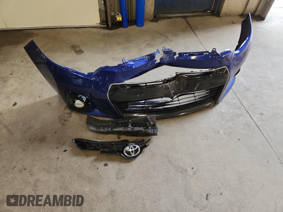 2014 Toyota Corolla L z VIN 5YFBURHE4EP171655, wystawiony jako Copart lot #65644175 z przebiegiem 149 077 mil mil oraz Szkoda całkowita • Salvage title. Historia ofert i sprzedaży dostępna na DreamBid. Obrazek 12.