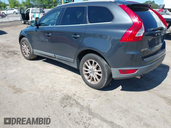 2010 Volvo XC60 3.0T с VIN YV4992DZ6A2034531, выставлен на аукционе IAAI как лот 42189423 с пробегом 256 201 миль миль и . История ставок и продаж доступна на DreamBid. Изображение 3.