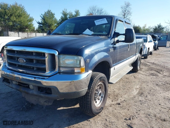 2002 Ford Super Duty F-250 XL with VIN 1FTNW21S52EA60362, listed as a IAAI auction lot 42004090 with 1 mi miles. Bid and sale history available at carsss.com. Image 2.
