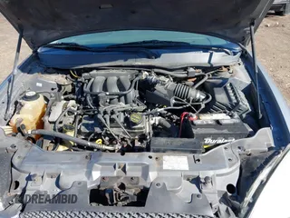 2006 Ford Taurus SE with VIN 1FAFP53U66A195340, listed as a IAAI auction lot 41861775 with 174,226 mi miles. Bid and sale history available at carsss.com. Image 10.