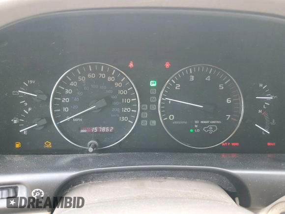 2003 Lexus LX 470 z VIN JTJHT00W733523370, wystawiony jako Copart lot #55516375 z przebiegiem 157 862 mil mil oraz Czysty tytuł • Clean title. Historia ofert i sprzedaży dostępna na DreamBid. Obrazek 9.