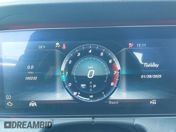 2018 Mercedes-Benz E-Class E 300 with VIN WDDZF4JB0JA293915, listed as a IAAI auction lot 41425810 with 100,232 mi miles. Bid and sale history available at carsss.com. Image 7.