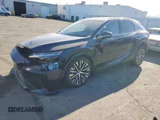 2024 Lexus RX with VIN 2T2BAMCA6RC070070, listed as a Copart auction lot 42631725 with 7,714 mi miles and Salvage Title. Bid and sale history available at carsss.com. Image 1.