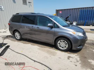 2017 Toyota Sienna XLE Auto Access Seat with VIN 5TDYZ3DC2HS879086, listed as a Copart auction lot 63420055 with 91,918 mi miles and Clean title. Bid and sale history available at DreamBid. Image 4.