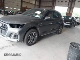 2024 Audi Q5 S line Premium Plus with VIN WA1EAAFY2R2052361, listed as a IAAI auction lot 39766650 with 2,181 mi miles and . Bid and sale history available at DreamBid. Image 20.