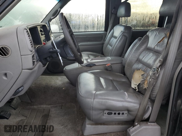 1996 Chevrolet Suburban with VIN 3GNEC16R9TG167845, listed as a Copart auction lot 80119734 with 414,794 mi miles and Salvage title. Bid and sale history available at DreamBid. Image 7.