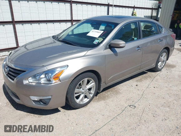 2013 Nissan Altima SV with VIN 1N4AL3AP0DN558180, listed as a IAAI auction lot 41739869 with 232,134 mi miles and . Bid and sale history available at carsss.com. Image 2.