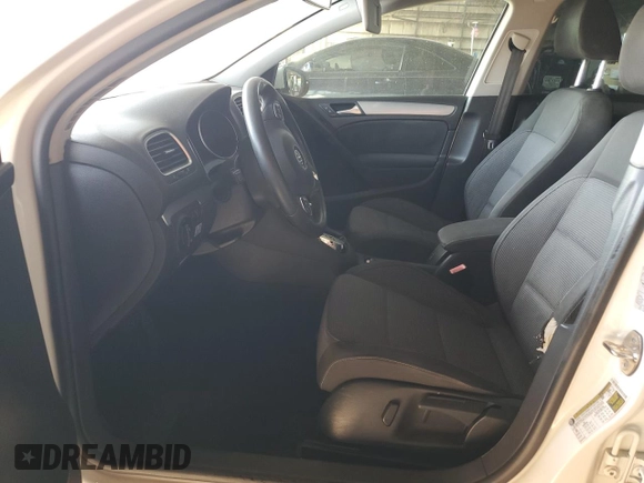 2014 Volkswagen Golf TDI w/Sunroof & Nav с VIN WVWDM7AJ0EW011395, выставлен на аукционе Copart как лот 71323244 с пробегом 177 729 миль миль и Чистый • Clean title. История ставок и продаж доступна на DreamBid. Изображение 7.