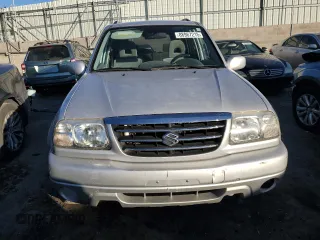 2003 Suzuki XL7 Touring with VIN JS3TX92V834105180, listed as a Copart auction lot 88967215 with 156,335 mi miles and Clean title. Bid and sale history available at DreamBid. Image 5.