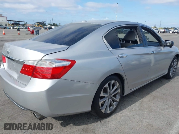 2015 Honda Accord EX-L с VIN 1HGCR2F87FA069588, выставлен на аукционе IAAI как лот 42442391 с пробегом 91 205 миль миль и . История ставок и продаж доступна на DreamBid. Изображение 4.